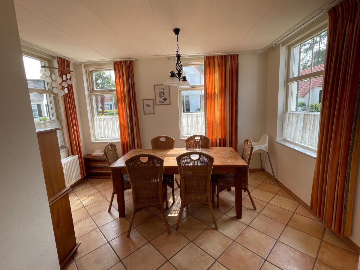Freistehendes Ferienhaus Am See Naehe Roermond Heel المظهر الخارجي الصورة